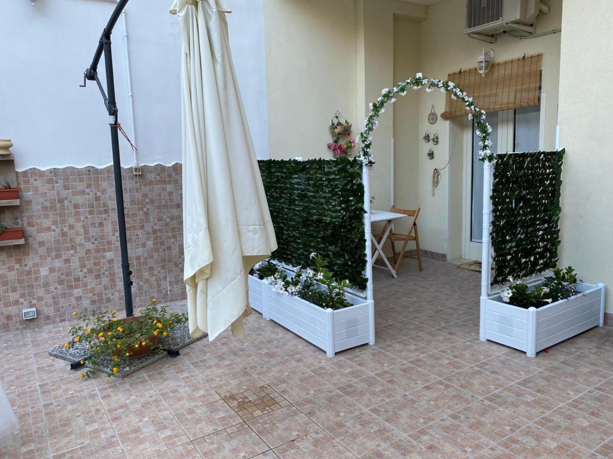 Bed&Go -Valigia Hotel Lecce Ngoại thất bức ảnh